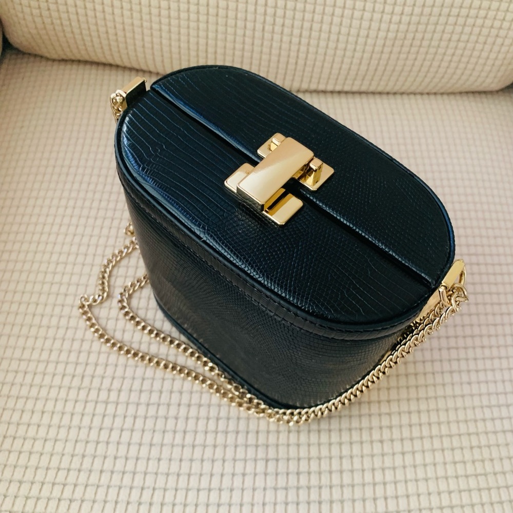 TOPSHOP Shoulder Bag - Picture 8 of 15